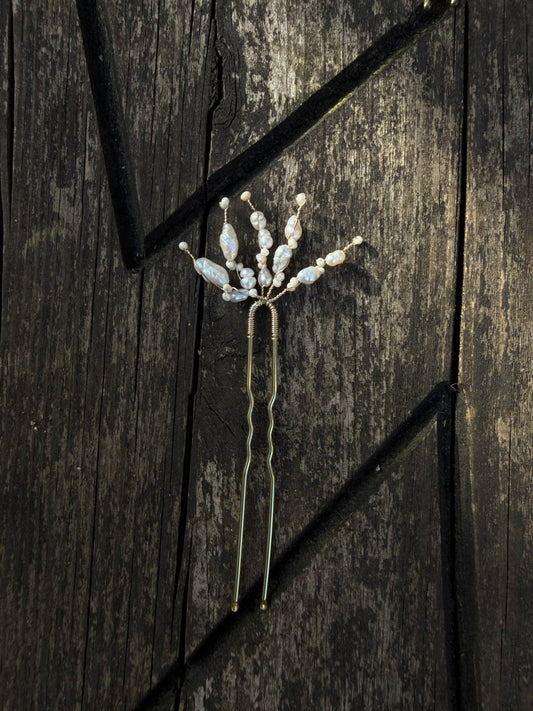 Winnie Bridal Hair Pins | Handmade Freshwater Pearl Wedding Pins, Set of 5